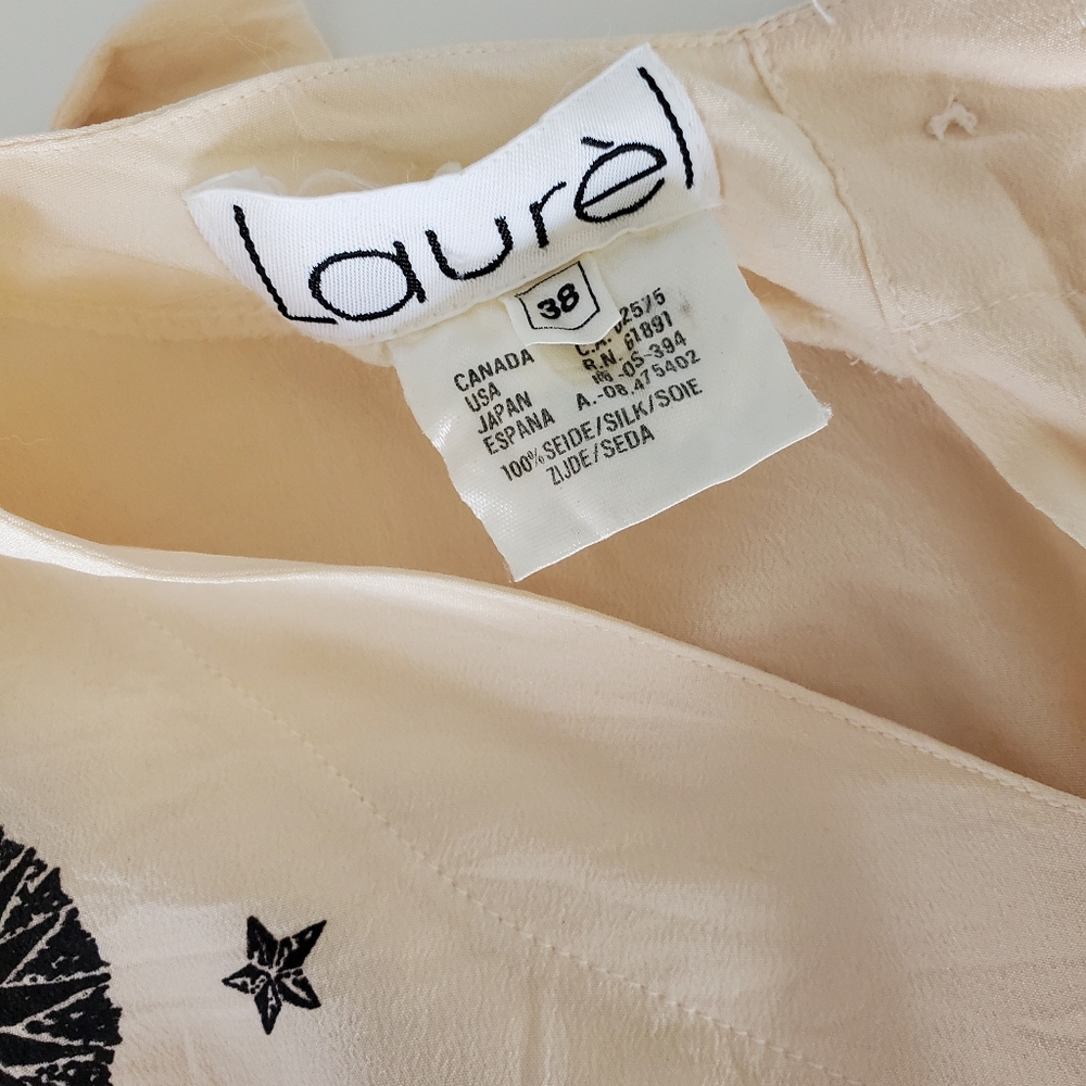 Vintage Laurel 38 By escada 1980 100% Silk Blouse Cream Celestial Sun Moon Stars - Picture 14 of 16